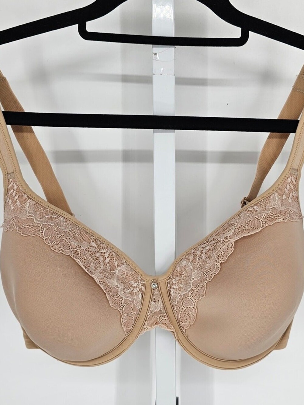 Bali Womens Sz 34DD Lightly Padded T Shirt Bra Beige Lace Trim Style 3L97